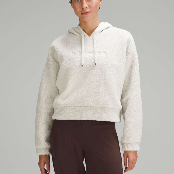 Lululemon Textured Fleece Embroidered Logo Hoodie
Bone - Picture 1 of 8